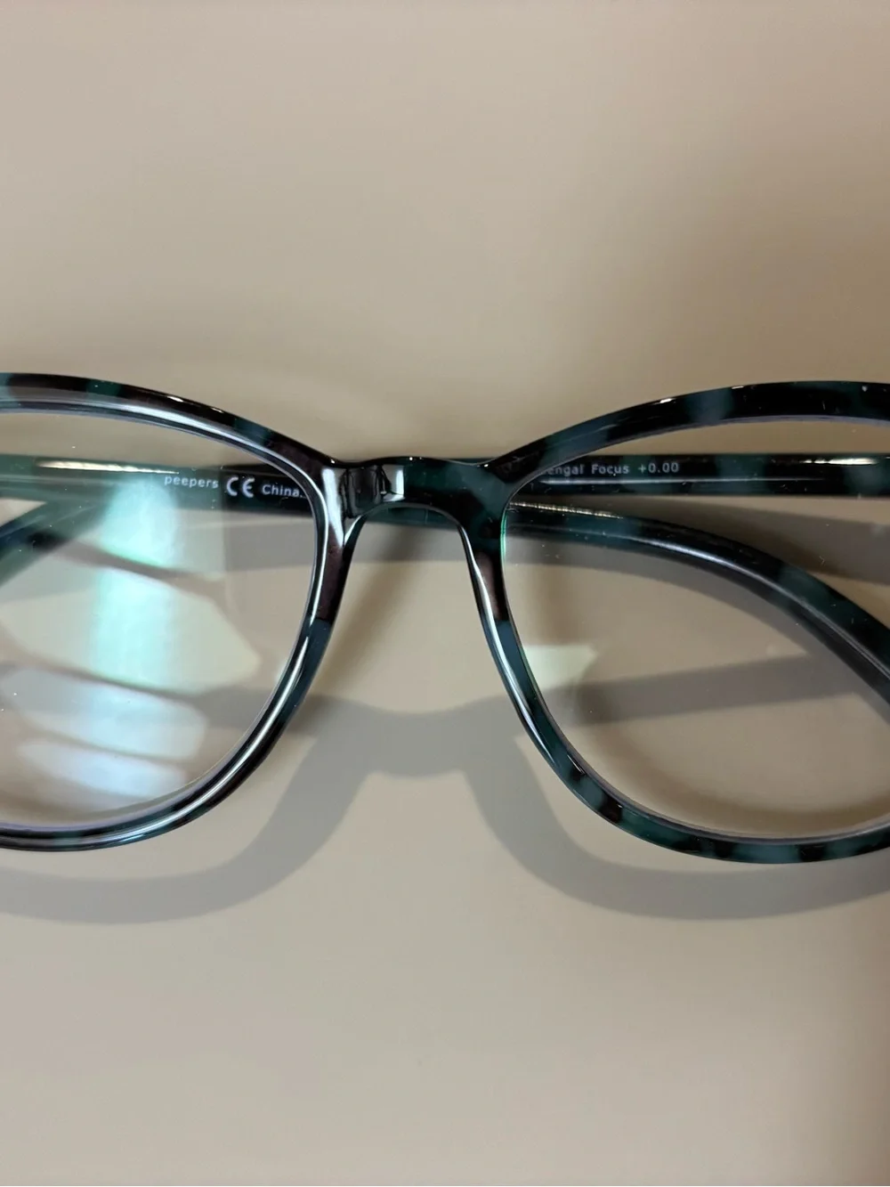 NWOT Peepers Blue Light Filtering Readers +0 Green Tortoise Bengal with Case